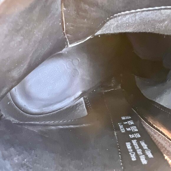 Franco Sarto Dalden Bootie Black Leather Ankle Block Heel Size 8 - Picture 3 of 7